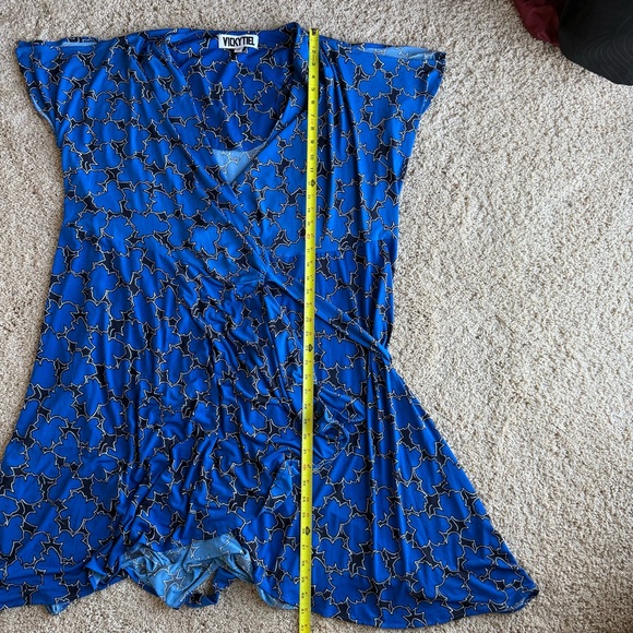 Vicky Tiel Women’s Royal Blue Leaf Print Short‎ Sleeve Size 2X Wrap Dress - Picture 4 of 6